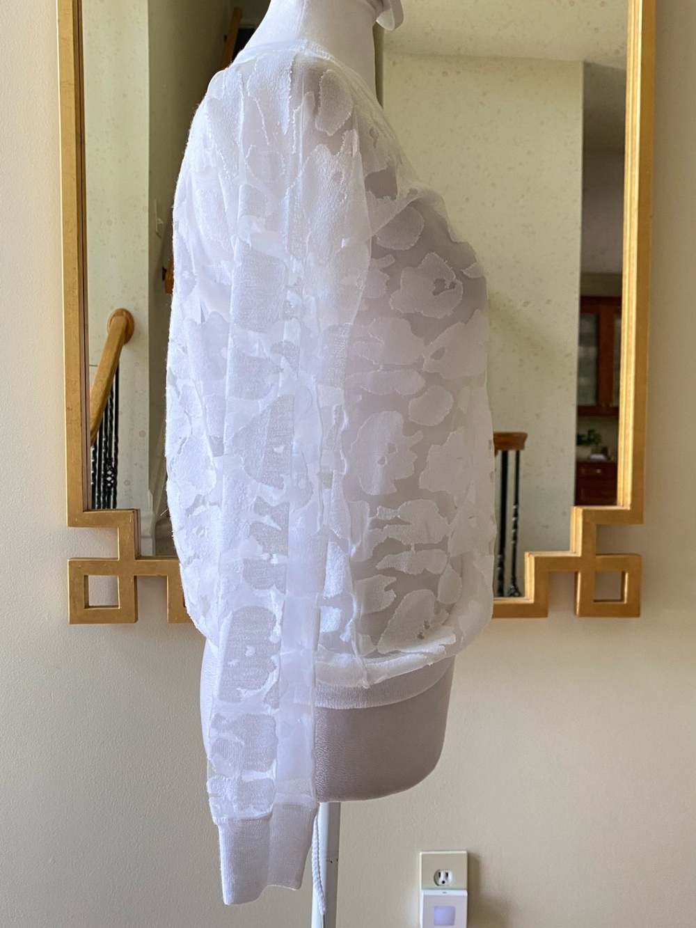 Eleven Paris La Collection White Textured Sheer Long Sleeve Knit Sweater Size 34 - Picture 2 of 14